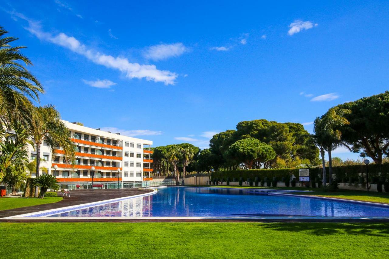 Galera Planet Costa Dorada Vila Cambrils Exterior foto