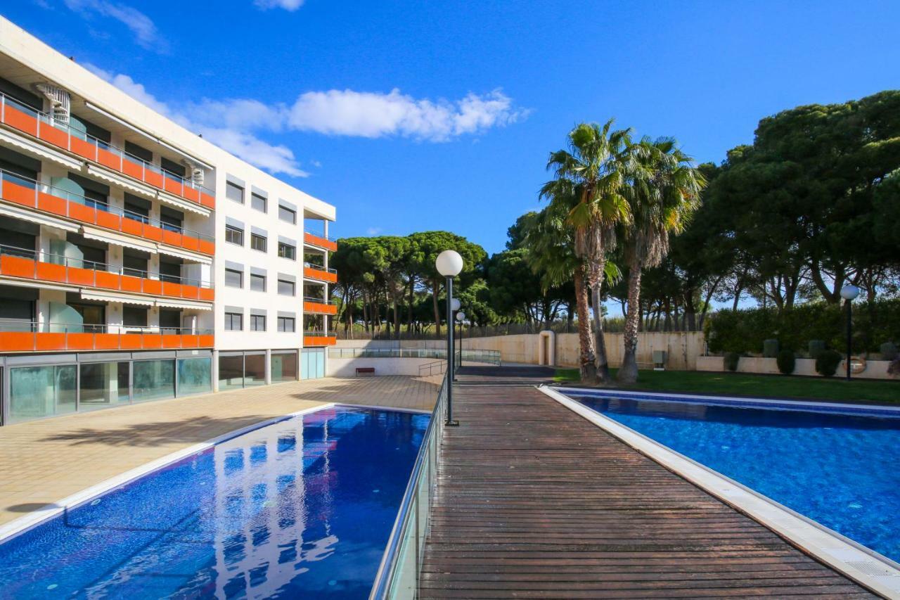 Galera Planet Costa Dorada Vila Cambrils Exterior foto